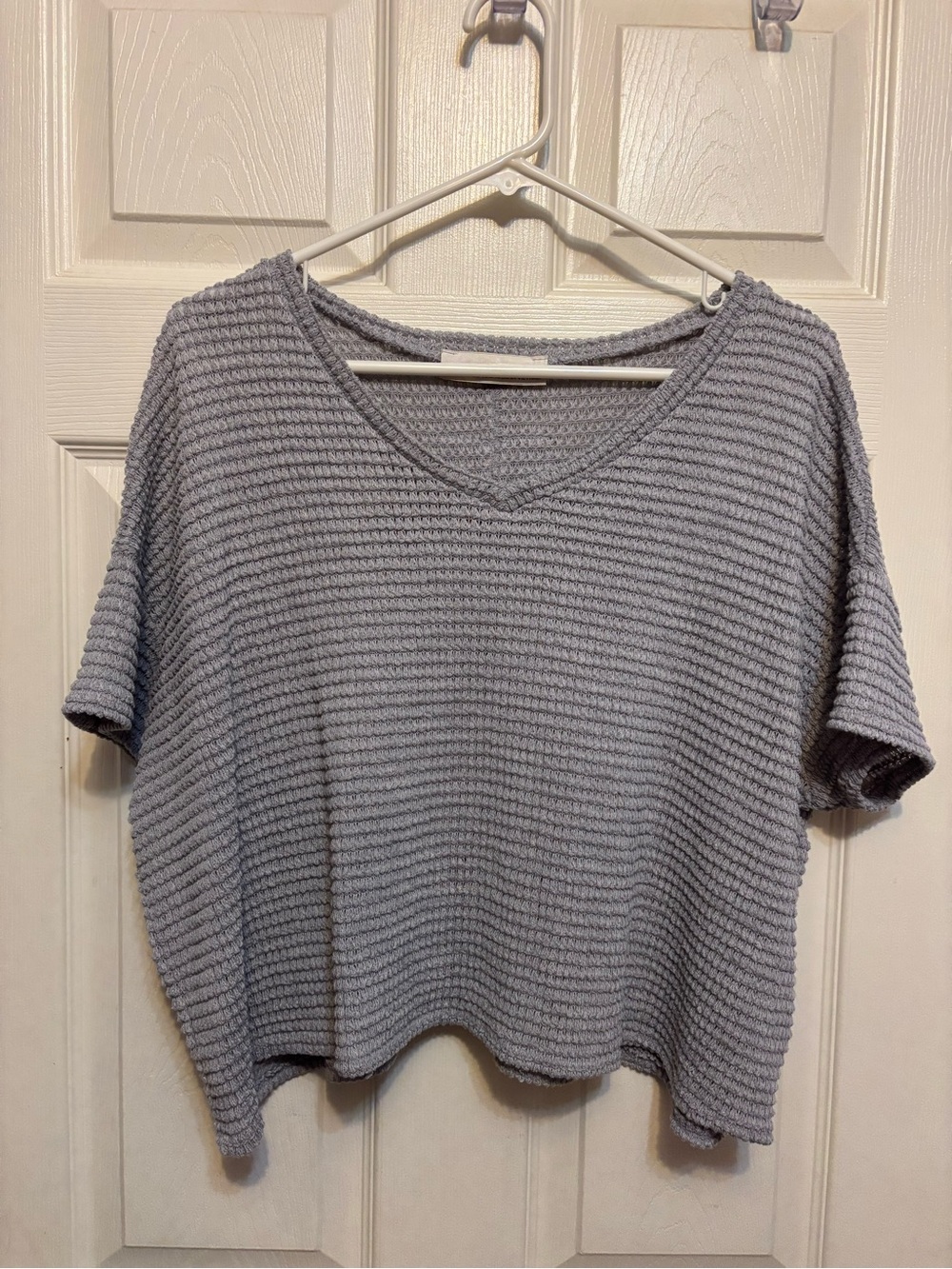 Zenana Women’s Waffle Knit Cropped V-Neck Top - Large